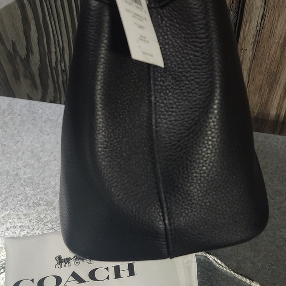 NWT Coach Lagacy Carryall 28 - Picture 7 of 11